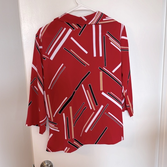 Red Button Down Blouse with Black Tank Top Liner Attached Size M - Picture 5 of 6
